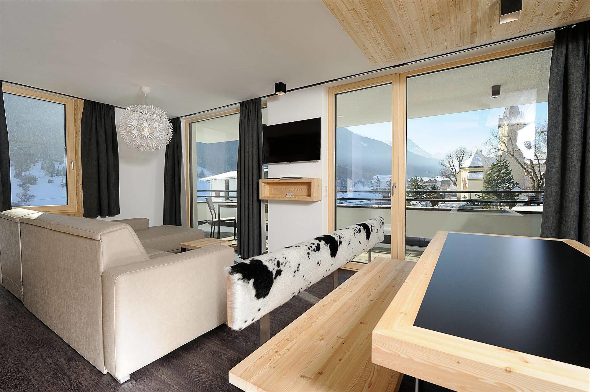 Ferienwohnung Chasa Altana Ischgl Exterior foto